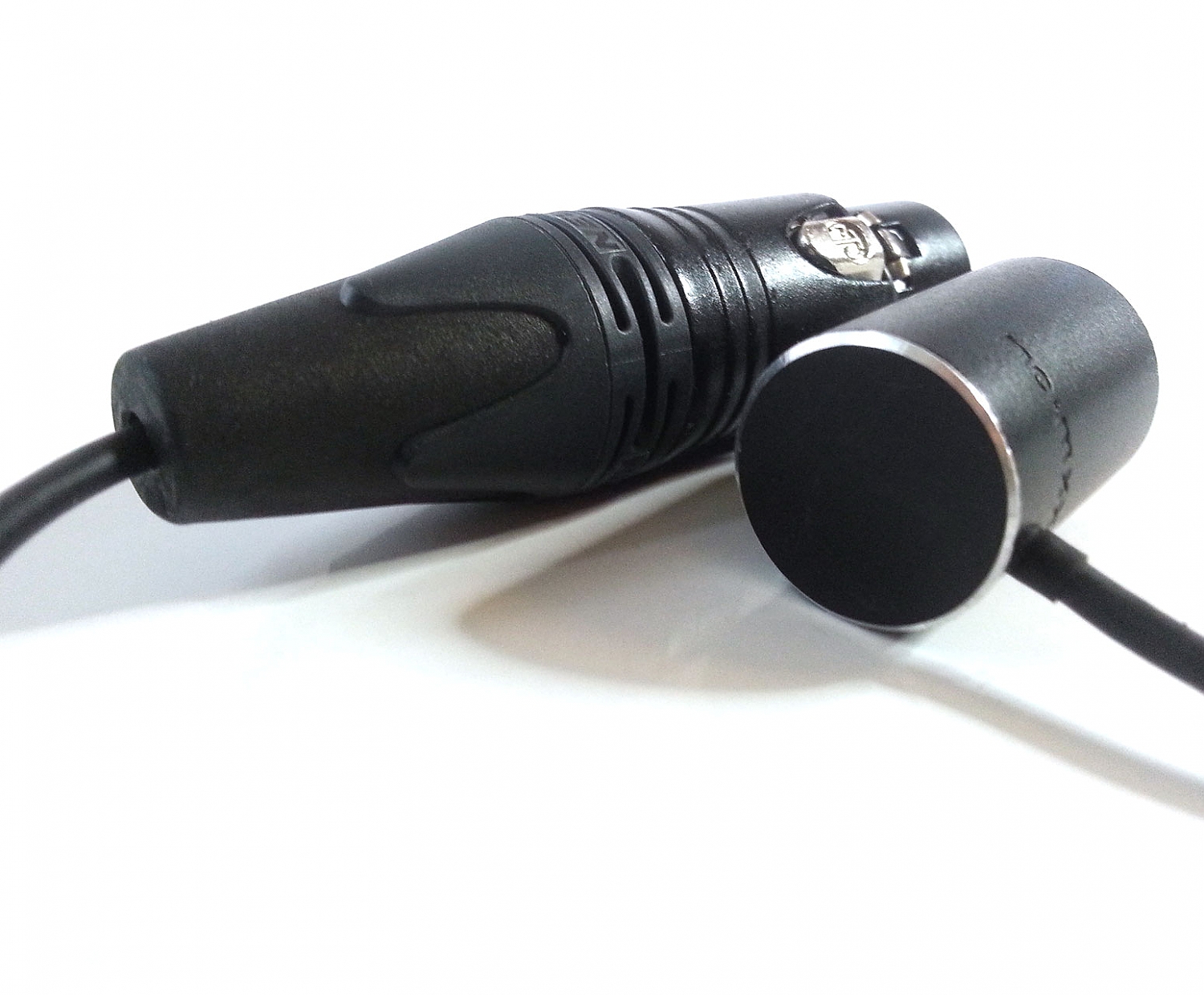 OPS - Angled XLR male to straight XLR female